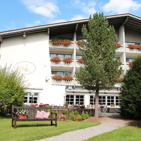Hotel Bannwaldsee 4*